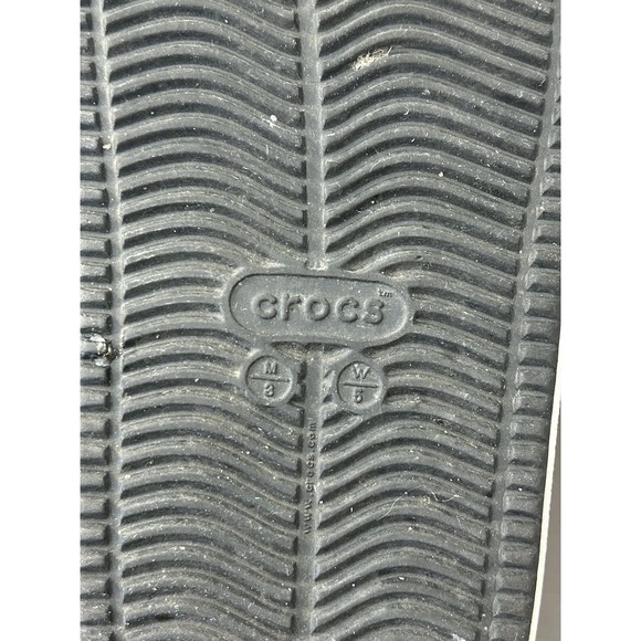 CROCS OFF COURT CLOG 08371-001 BLACK UNISEX Mens 3 Women's 5 - Picture 8 of 8